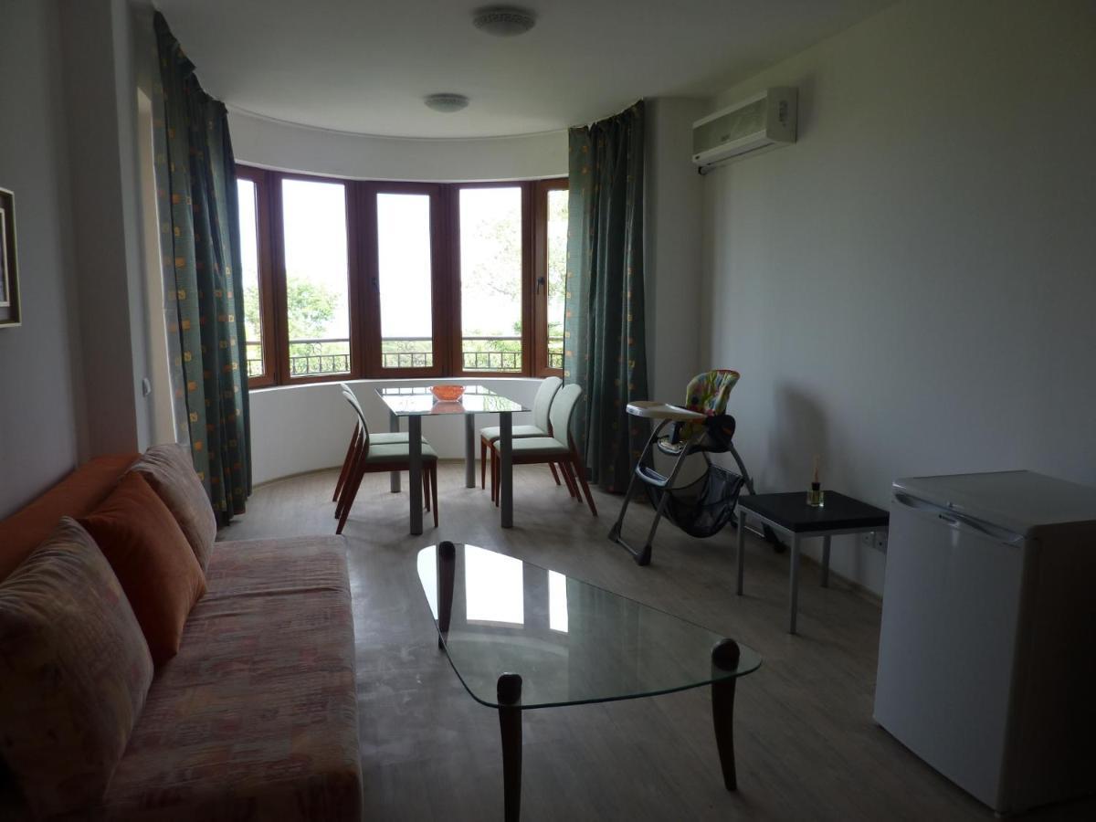 Riviera Sea Villageapartments 골든샌드 외부 사진